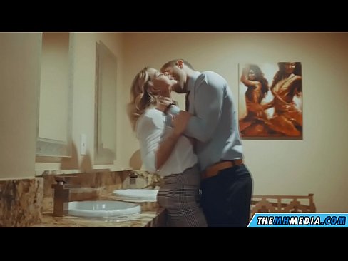 ❤️ Amikor egy bögyös szőke elcsábít egy nyilvános WC-ben ☑ Házi készítésű pornó at hu.qizpornolar.ru ❌️❤